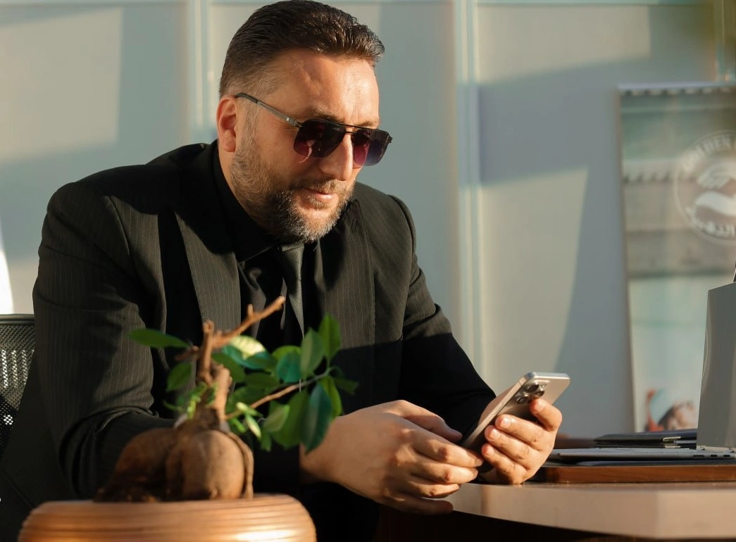 رحلة محمود الدج في بناء إمبراطورية الأعمال