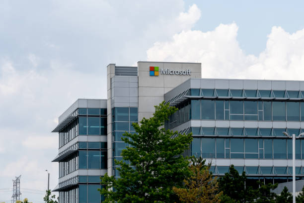 مايكروسوفت تعلن عن تحديث جديد لخدمة Microsoft 365 معزَّز بالذكاء الاصطناعي