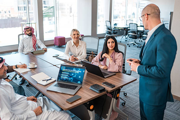 بين الواقع والطموح: منظور محمود الدج لمستقبل الاستثمار